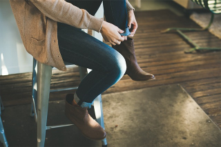 Illustration for article titled Caring for Hardwood Floors
